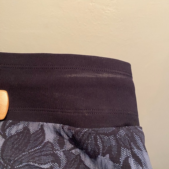 Athleta Sweatpants / Floral Trekkie North Joggers - Picture 3 of 6